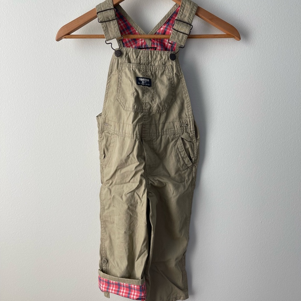 NWT boys Oshkosh overalls - 4T